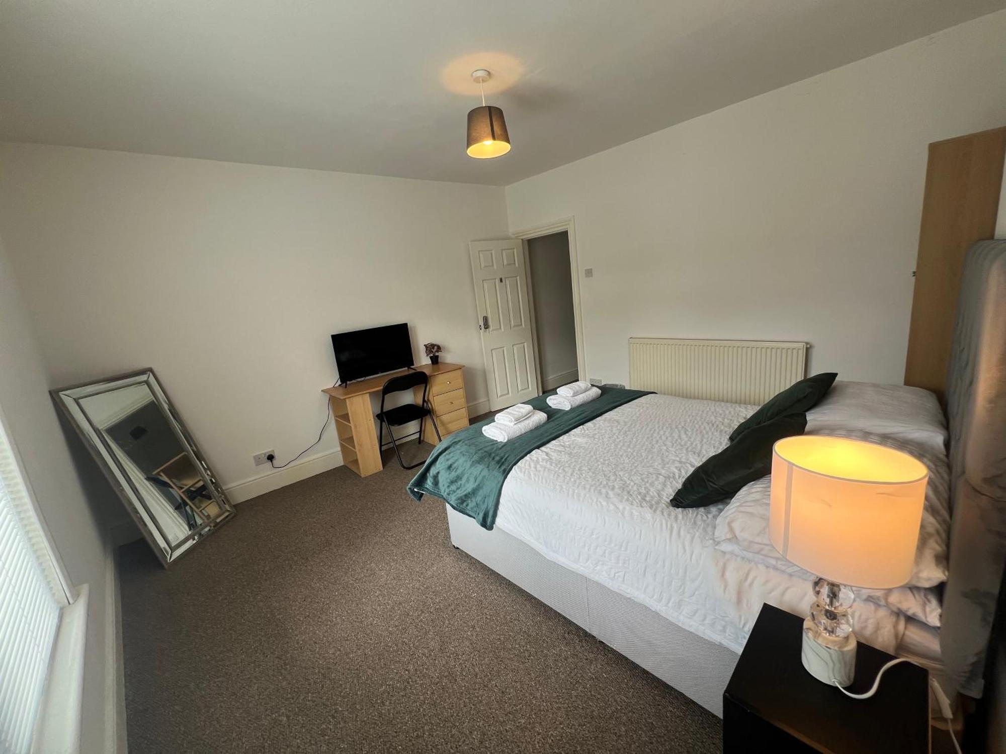 The Coral Guest House 1 Fratton Park Portsmouth Exterior photo